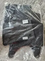 Brand New Land Rover Ebony/Vintage Tan Carpet Floor Mats Set Of 4 For...