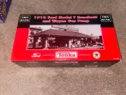 Tonka 1918 Ford Model T Runabout Texaco and Wayne Gas Pump Collectible Bank