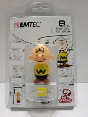 NEW SEALED Peanuts Charlie Brown EMTEC 3D 8 GB Flash Drive Stick USB 2.0 Snoopy