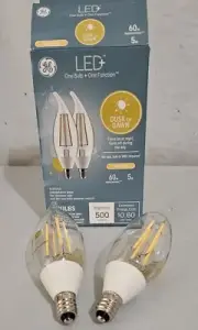 GE LED dusk to Dawn 2 pk Bulbs New in Box