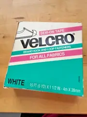 VTG ORIGINAL 5 YD DISPENSER BOX SEW ON VELCRO WHITE TAPE HOOK & LOOP FASTENER
