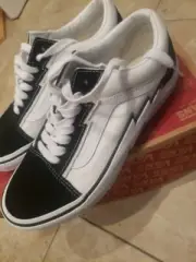 Vans Old Skool Bolts Black White Skate Shoes Mens 7.5 womans 9 NWB VN0009Q5