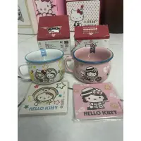 在飛比找蝦皮購物優惠-7-11 — Hello Kitty 陶瓷造型杯碗組(附杯墊