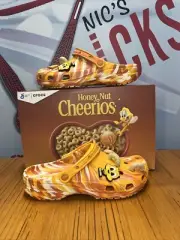 Crocs Classic Honey Nut Cheerios Clog Casual (207924-846) Men's Size 10 NEW
