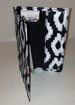 Passport Sleeve Cover All For Color Uptown Charm Black & White