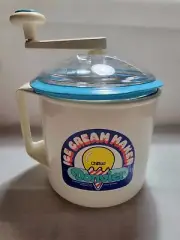 Vintage Donvier Chillfast Ice Cream Maker 1 Quart 2 Pint BLUE Rim Hand Crank