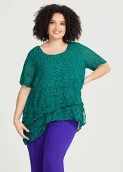 [TS] Taking Shape Layered Top Size 16 in Green Animal Print - Plus Size Women's Clothing Green Animal Print