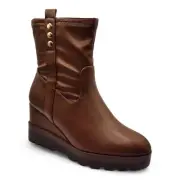 Womens E & EE Wide Fit Flat Tan Zip Up Vegan Leather Wedge Ankle Boots Size 6-9