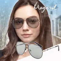 在飛比找momo購物網優惠-【MEGASOL】寶麗萊UV400偏光金屬太陽眼鏡(感光智能