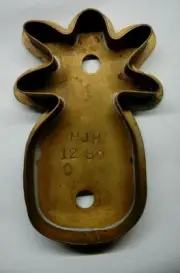 BRASS METAL HEAVY GAUGE PINEAPPLE COOKIE CUTTER MARKED SIGNED HJH 12-89 5" TALL