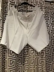 Millers Womens Curve Plus Size 22 Shorts Cream/ Beige Pleat Elastic Waist