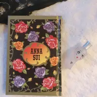 在飛比找蝦皮購物優惠-Anna sui 安娜蘇 哥德風 黑紫 絕版筆記本 型錄本 