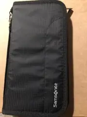 NWT Samsonite RFID Zip Close Travel Wallet In Black 9” x 5”