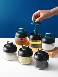 在飛比找樂天市場購物網優惠-防潮調味罐玻璃鹽罐調料罐子勺蓋一體調料瓶糖罐鹽味精調料盒套裝