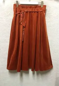 在飛比找Yahoo!奇摩拍賣優惠-秋冬 貝爾尼尼 絨布裙
