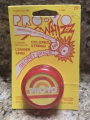 Trag-E Toy Inc. Pro Yo Whizz Yo Yo 1983 RED Longer Spin Secret Space NEW VTG