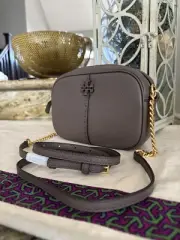 NWT Tory Burch Mcgraw Camera Bag In Silver Maple