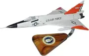 USAF Convair F-102 Delta Dagger Interceptor Desk Display Model 1/48 SC Airplane