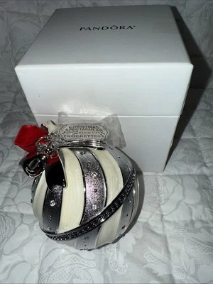 PANDORA 2018 Christmas Ornament Radio City Rockettes With Charm
