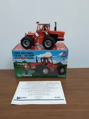 Allis-Chalmers 7580 Tractor By Ertl 1/32 Scale 2008 National Farm Toy Show