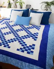 Blue and White Irish Chain patchwork FINISHED QUILT Large queen size