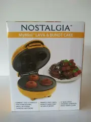 Nostalgia MyMini Lava And Bundt Cake Maker yellow New
