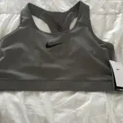 Nike Woman’s Medium Support Training Bra Plus Size 2x Gray NWT