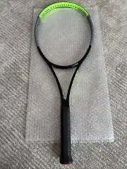 Wilson Pro Stock Blade 98 V7.0 (18X20) Glossy Grip Size 4 1/4(L2)