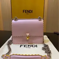 在飛比找PopChill優惠-[二手] FENDI Kan I系列餅乾包 粉色