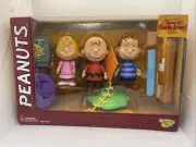 Peanuts - Good ol' Charlie Brown - Sally, Charlie, Linus - Memory Lane