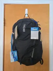 CamelBak Cloud Walker 18 Hydration Pack 85 OZ / 2.5L Grey New!