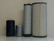 Komatsu PC128US-2 w/S4D102E Eng. Filter Service Kit