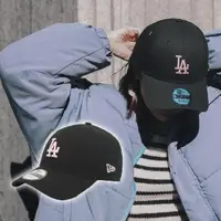 在飛比找momo購物網優惠-【NEW ERA】棒球帽 MLB 黑 粉 LA 940帽型 
