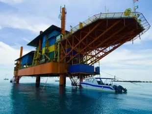 海洋歷險潛水度假村Seaventures Dive Rig Resort