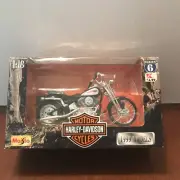 Harley Davidson 1:18 Maisto Series 2 FXSTS Springer Softail "Box Wear"