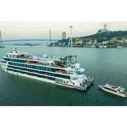 Save 10.00%! Discover Halong Bay on Luna Cruise – Top Luxury Day Trip