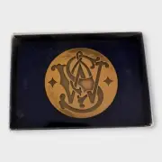 Smith & Wesson S&W Logo 1979 Model 660 Brass Metal Belt Buckle Vintage In Box