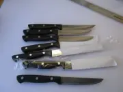7 PCS. OSTER BLACK STEAK KNIVES NEW SET OF 7 FREE SHIPPING