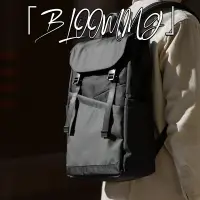 在飛比找蝦皮商城精選優惠-幾何後背包 大學生電腦包 簡約新款時尚通勤背包