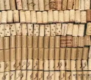 Lot Of 121 Mixed Wine Bottle Corks Arts & Crafts