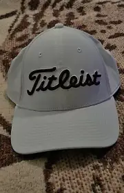 NEW TITLEIST TSERIES Embroidered Polyester Spandex Golf Cap Hat Adjustable White