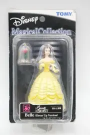TOMY DISNEY MAGICAL COLLECTION BEAUTY & THE BEAST BELLE DRESS UP VERSION FIGURE
