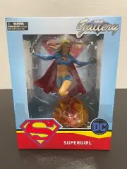 DC Gallery Supergirl PVC Diorama by Diamond Select Toys 2019