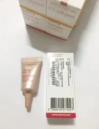 在飛比找Yahoo!奇摩拍賣優惠-【美妝夏布+】CLARINS 克蘭詩 V型抗引力逆轉精萃 3