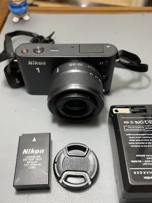 尼康 J1 帶10-30鏡頭