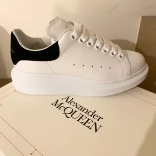 MCQ Alexander McQueen 女鞋 麥昆鞋 麥坤鞋 經典百搭黑白色 麂皮黑尾 新款 厚底 增高 小白鞋