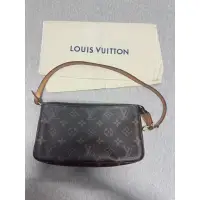 在飛比找蝦皮購物優惠-Lv Pochette Accessoires 腋下包 M4