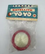 Rare Vtg Original In Package Duncan Satellite Yo Yo Red And White W/ Glitter