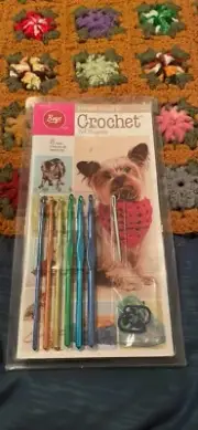 NEW Boye Learn to Knit Arts and Crafts Pet Clothes Kit with 8 Projects