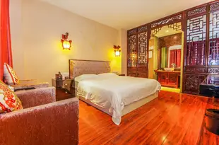 鳳凰棲酒店(峨眉山利民店)Mount Emei Fenghuangqi Hotel